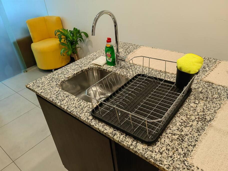 1102 Torre Los Yoses Hermoso Apartamento En Barrio Escalante Sin Parqueo 聖荷西 外观 照片